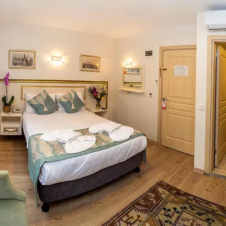 Sultan House 3*