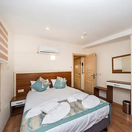 Sultan House 3*
