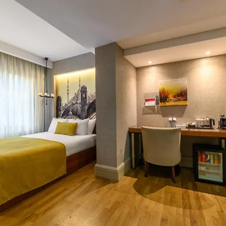 Ramada By Wyndham Grand Bazaar 4*
