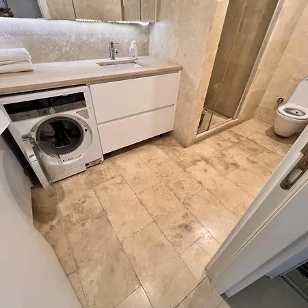 Divan - Guenesli Near Atakoey Metro Station Apartment Istanbul