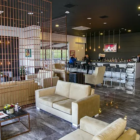 Hotel Mayi
