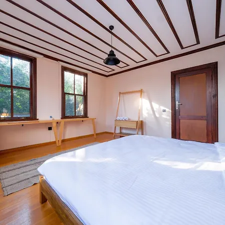 Villa The Kosk -5br With Turkish Bath- Centre