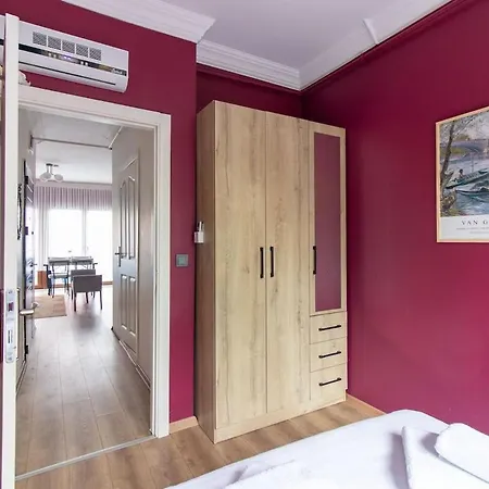 Authentic 2br Gem In The Heart Of Samatya *