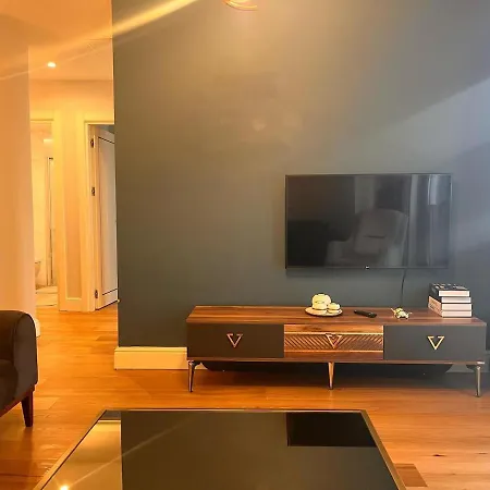 아파트 Modern Near Taksim *