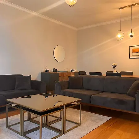 Modern Near Taksim 아파트 *