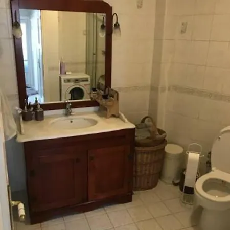 Bosphorus View, Great Location And Cozy House! Estambul