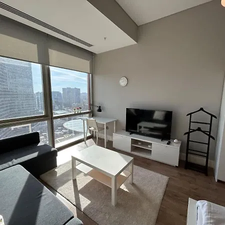 Exclusive At Center Of Atasehir Apartament