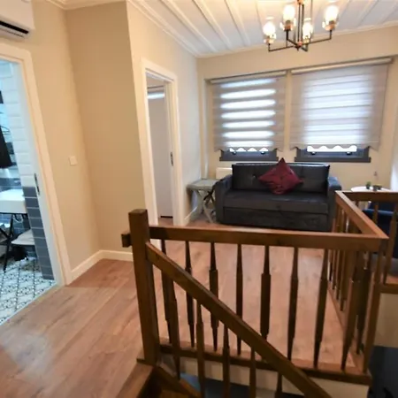 A Spacious 3 Duplex Close To Istiklal Boulevard Apartamento *
