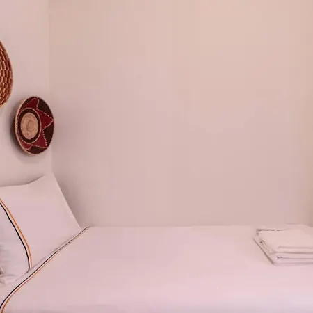 Luxury Modern 3bed25bath Bright Pad #375 Istanbul