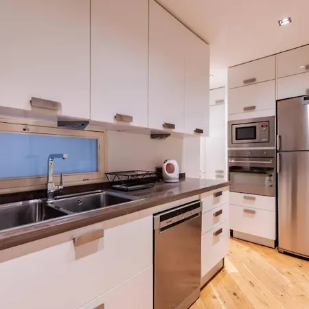Luxury Modern 3bed25bath Bright Pad #375 Apartment *