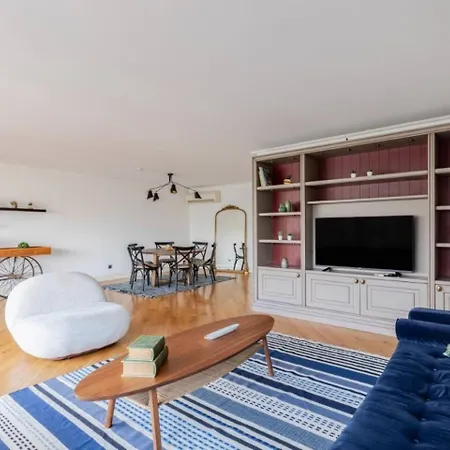 Luxury Modern 3bed25bath Bright Pad #375 Istanbul