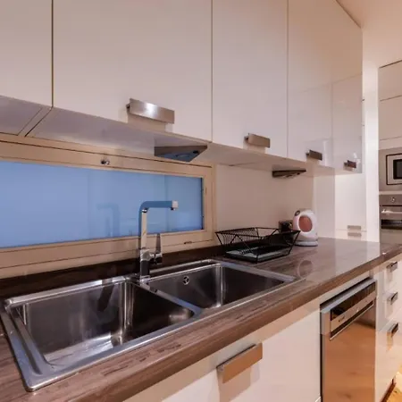 Luxury Modern 3bed25bath Bright Pad #375 * Istanbul