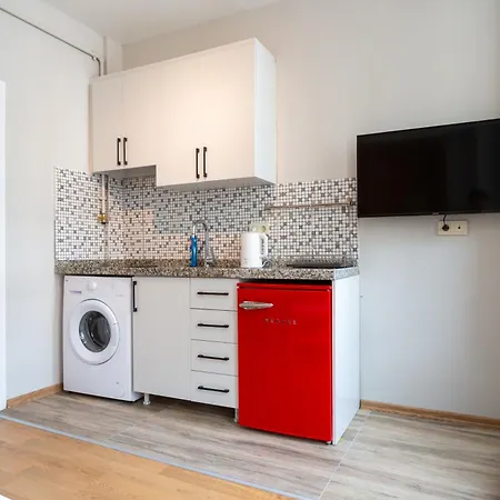 Lovely And Snug Flat, Just Steps From Istiklal Street Apartamento *