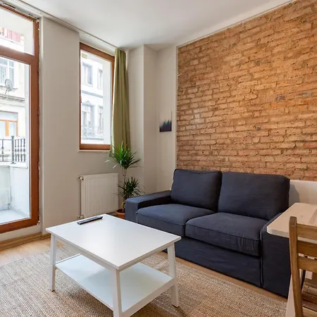 Apartamento Lovely And Snug Flat, Just Steps From Istiklal Street *