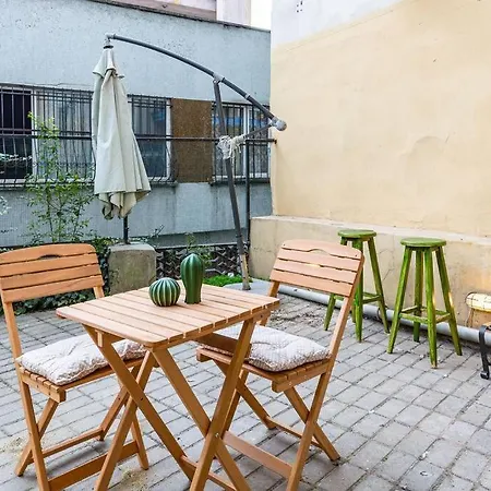 1br Flat 5 Min Walk To Istiklal In Beyoglu Apartament Stambuł