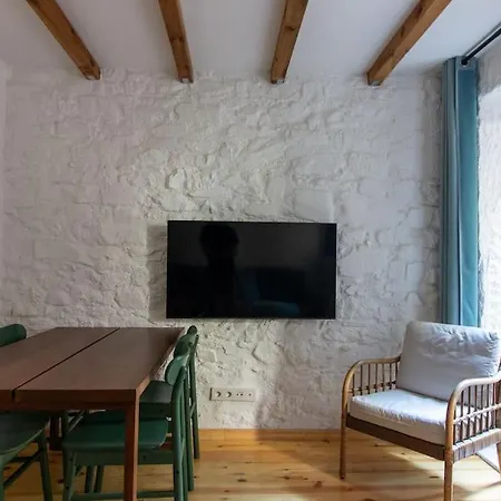 Apartment Authentic 1br W Private Patio In Hype Cihangir *