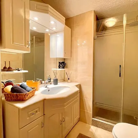 Bright Cozy Stacked Ideally Located N Kadikoy * Istanbul