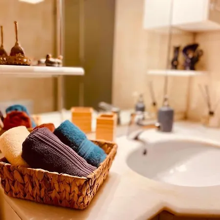 Apartment Bright Cozy Stacked Ideally Located N Kadikoy Istanbul