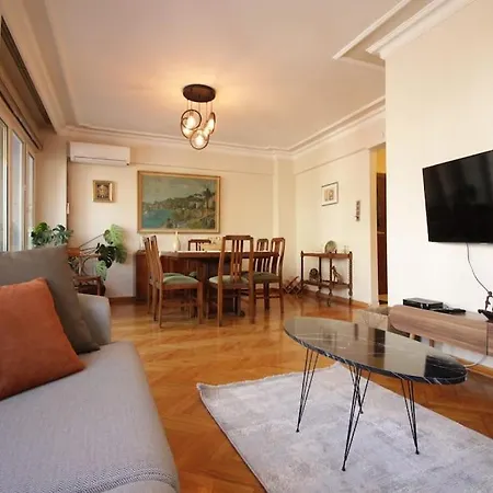 Apartment Bright Cozy Stacked Ideally Located N Kadikoy