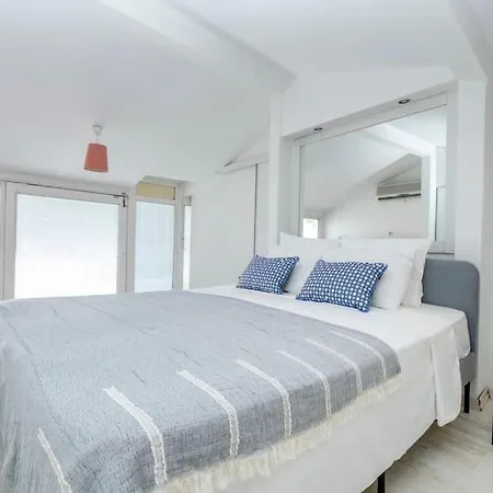 Apartment Bosphorus View W Private Terrace