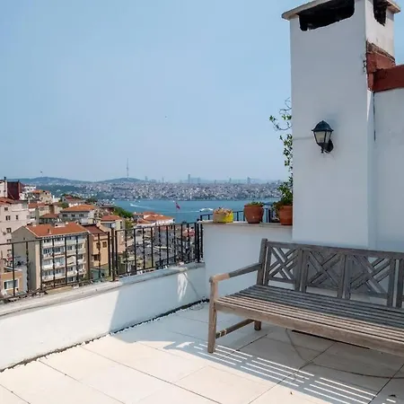 Apartment Bosphorus View W Private Terrace