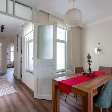 Soft And Historic 3br W Iconic Haydarpasa View * Istanbul