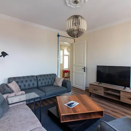 Soft And Historic 3br W Iconic Haydarpasa View Apartment *