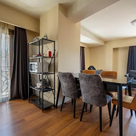 Apartment Vith Sea View *