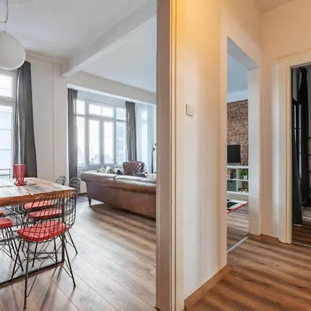 Bright Gorgeous 3bd Patio Ac! #360 *