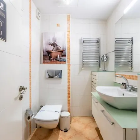 Gorgeous Bright 2bed1bath Bosphorus Views! #356 * Istanbul