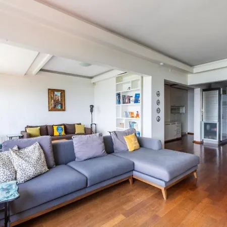 Apartment Gorgeous Bright 2bed1bath Bosphorus Views! #356 Istanbul