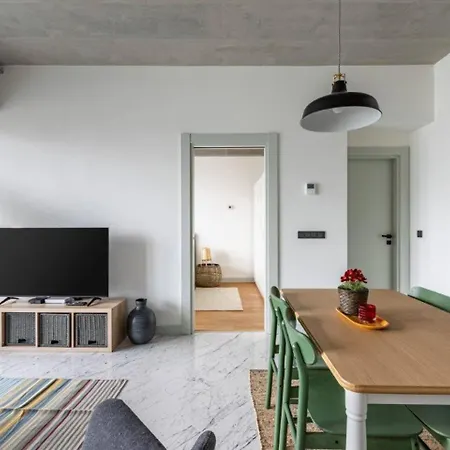 Apartament Elegant 1bd Terrace Gem Poolparking! #344 *