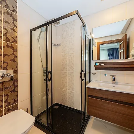 Aristocrat 3*
