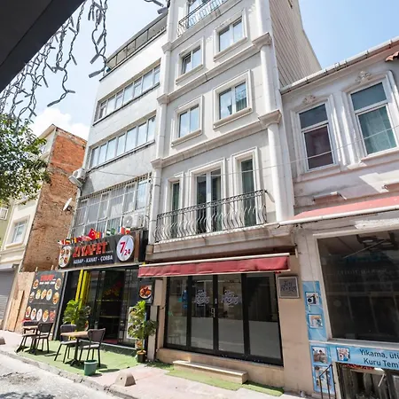 Hotel (adults Only)