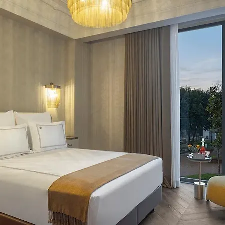 Komana Binbirdirek Otel *