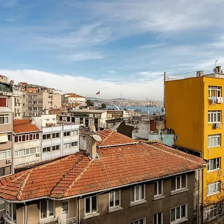 Renewed 2br Bosphorus View Istanbul