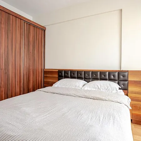 Apartment Renewed 2br Bosphorus View