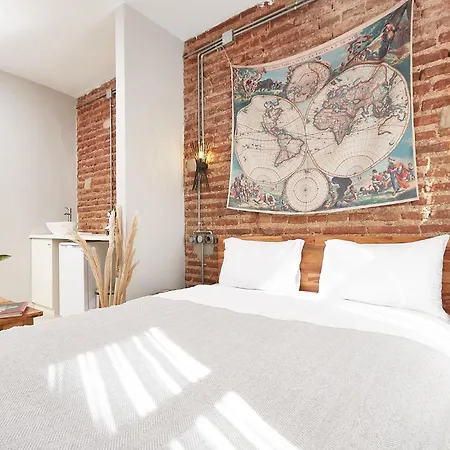 Karakoy Puerto Hotel