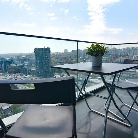 Apartament 13th Floor Brand New Cozy 2br With Balcony