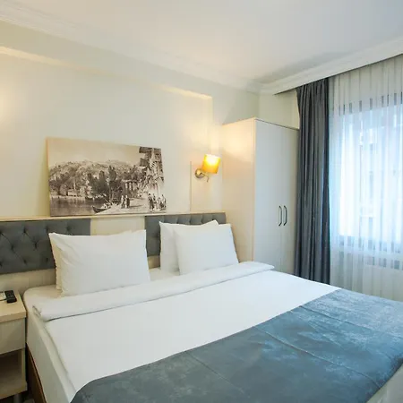 Sim Old Hotel