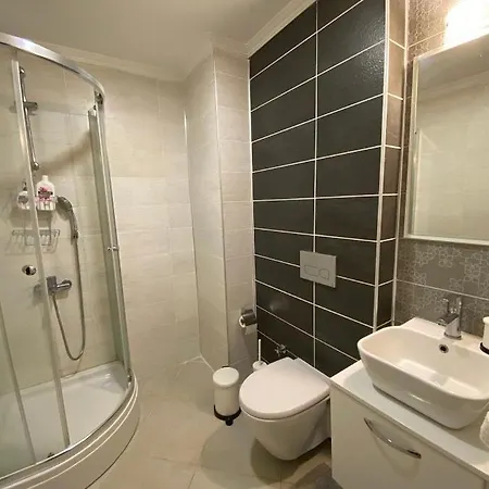 Apartamento Minimum 100 Nights Welcome To Our Large Duplex Penthouse Comfy Amenities Nearby! *