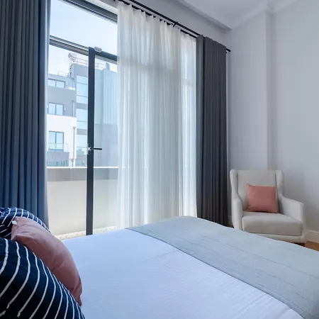 Spacious Duplex With 3 Bedrooms And 2 Bathrooms