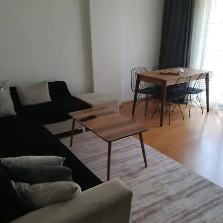 Elegant In Sisli Long Term *