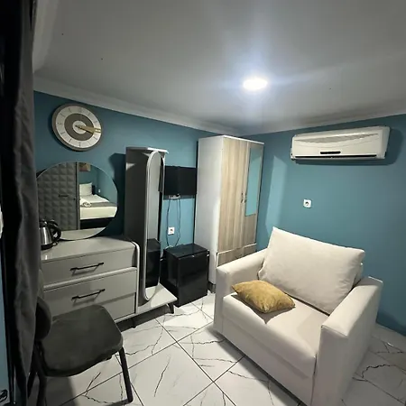 Ada Aparthotel *