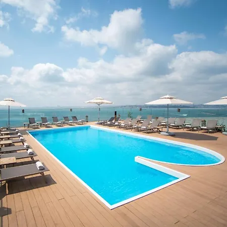 Doubletree By Hilton - Moda 5* Estambul