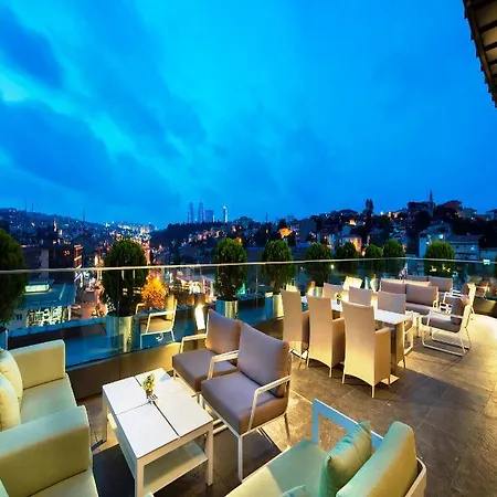 Doubletree By Hilton - Piyalepasa Hotell
