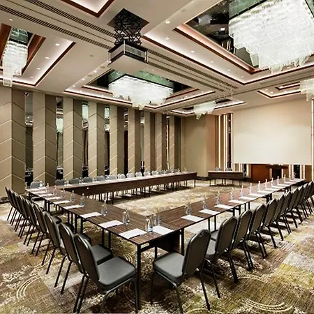 Doubletree By Hilton - Piyalepasa Hotell Istanbul