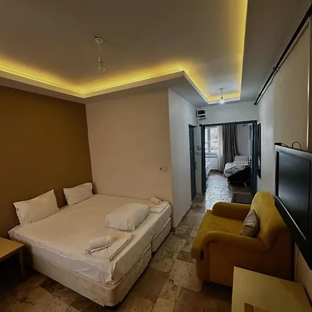 Taksim Hotel *