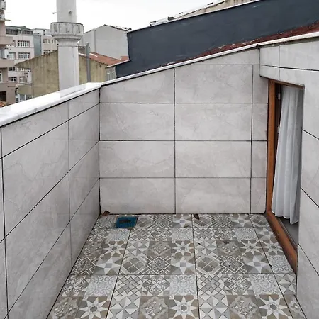 Apartment Luxury 1br Duplex With Terrace & Office In Tomtom *