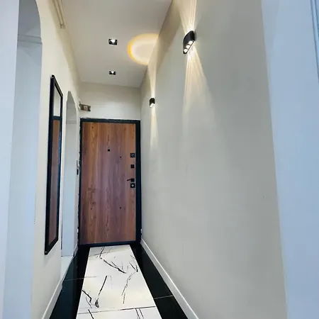 Apartament Amora *